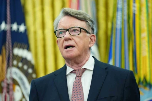 Devlet sırlarını Epstein ile paylaşmakla su&ccedil;lanan İngiliz siyaset&ccedil;i Mandelson g&ouml;zaltına alındı
