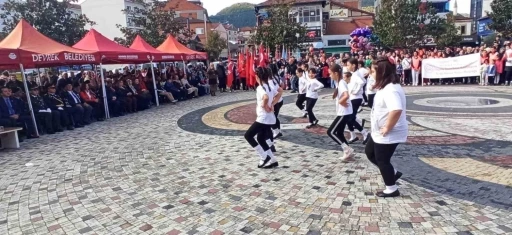 Devrek’te 29 Ekim coşkusu