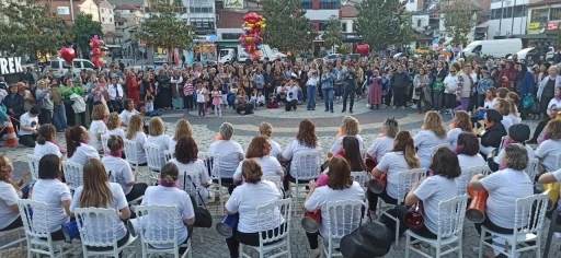 Devrek’te kadınların darbuka şovu
