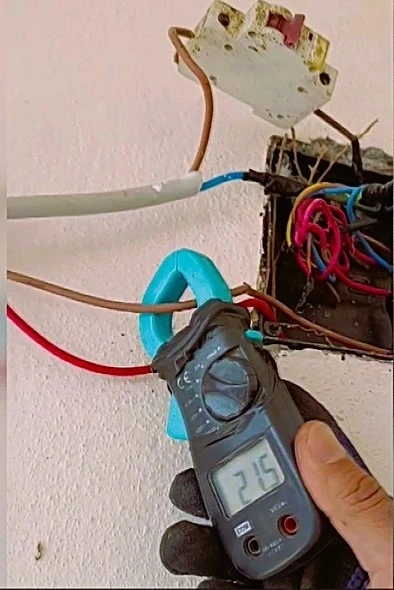 Dicle Elektrik ka&ccedil;ak elektrik denetiminde ilgin&ccedil; olay
