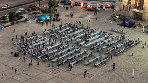 Didim Belediyesi Ramazan ayında 25 bin kişiye iftar verdi

