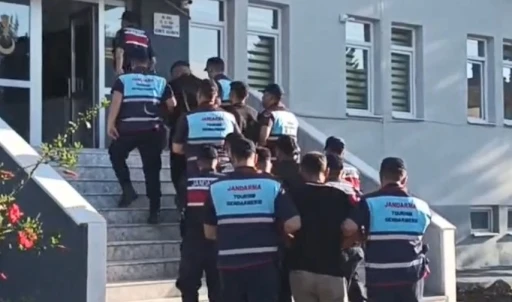 Didim&rsquo;de d&uuml;ğ&uuml;nde havaya ateş a&ccedil;an 6 kişi g&ouml;zaltına alındı
