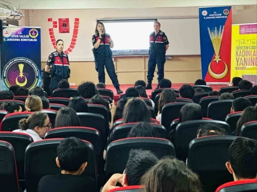 Didim’de öğrencilere ‘siber zorbalık’ anlatıldı
