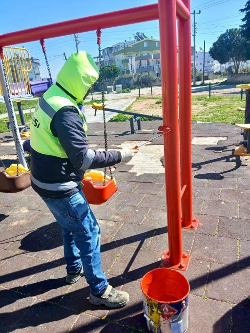 Didim&rsquo;de parklar &ccedil;ocuklar i&ccedil;in yenilendi
