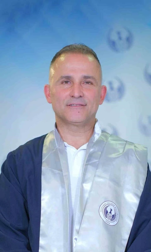 Dijital dünyanın görünmeyen tehdidi: Psikolojik ve sosyal yapıları etkiliyor
