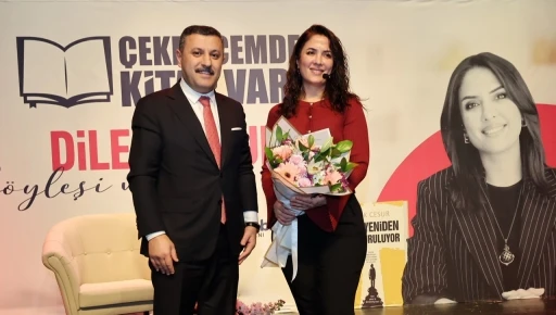 Dilek Cesur K&uuml;&ccedil;&uuml;k&ccedil;ekmeceli kadınlarla buluştu
