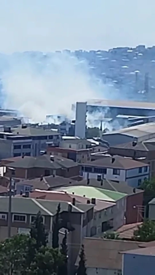 Diler Demir Çelik fabrikasında patlama sonrası yangın çıktı
