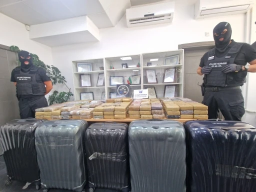 Diplomatik plakalı araçta rekor kokain: 206 kilo
