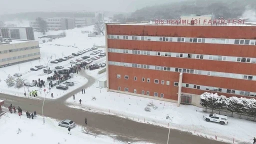 Diş Hekimliği Fak&uuml;ltesi&rsquo;nde yangın tatbikatı
