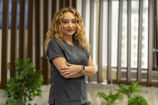 Diş kaybı sadece g&uuml;l&uuml;ş&uuml; değil, t&uuml;m v&uuml;cut dengesini etkiliyor
