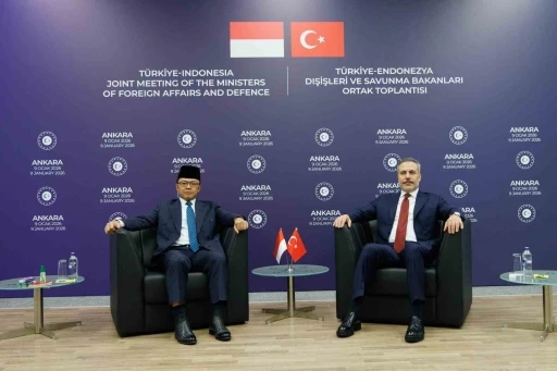 Dışişleri Bakanı Fidan, Endonezyalı mevkidaşı Sugiono ile g&ouml;r&uuml;şt&uuml;
