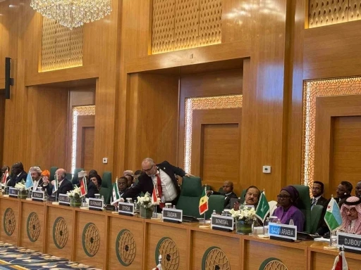 Dışişleri Bakanı Fidan, İİT Olağanüstü Dışişleri Bakanları Konseyi Toplantısı’na katıldı
