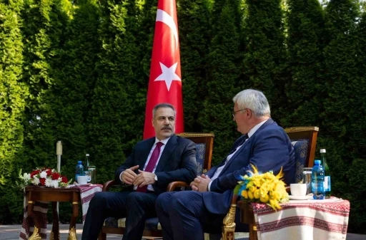 Dışişleri Bakanı Fidan Kiev&rsquo;de Ukraynalı mevkidaşı Sibiha ile g&ouml;r&uuml;şt&uuml;
