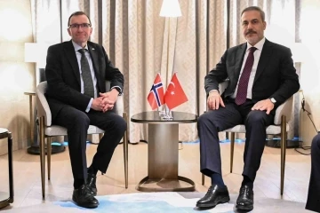 Dışişleri Bakanı Fidan, Norveç Dışişleri Bakanı Eide ile görüştü
