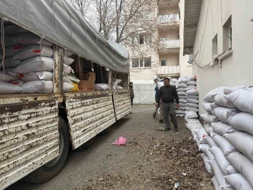Diyadin’de çiftçiye korunga tohumu desteği
