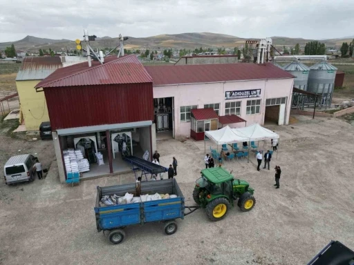 Diyadin’de kurulan modern un tesisi ekonomiye güç katıyor
