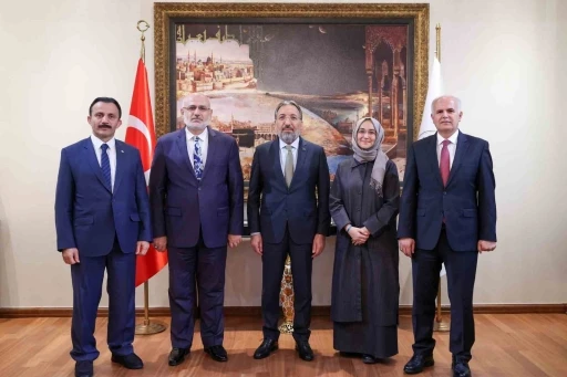 Diyanet İşleri Başkan Yardımcılığına atanan isimler görevi devraldı
