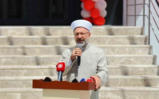 Diyanet İşleri Başkanı Erbaş: &quot;Yapay zeka bazı zekaları geride bırakmış durumda&quot;
