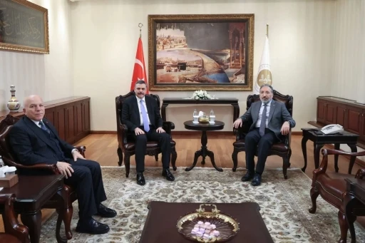 Diyanet İşleri Başkanı&rsquo;na 1001 Hatim daveti
