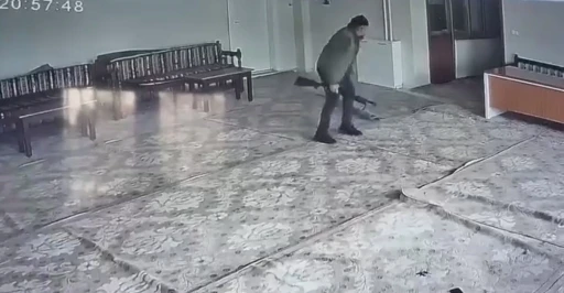 Diyarbakır&rsquo;da 1 kişinin &ouml;ld&uuml;ğ&uuml; silahlı saldırıya ilişkin 4 tutuklama
