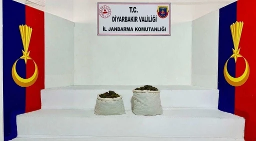 Diyarbakır&rsquo;da 198 kilo esrar ele ge&ccedil;irildi

