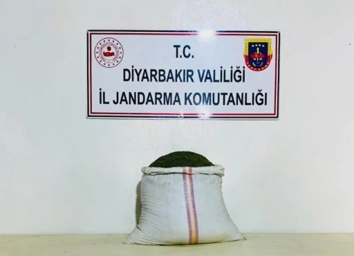Diyarbakır&rsquo;da 22 kilo esrar ele ge&ccedil;irildi
