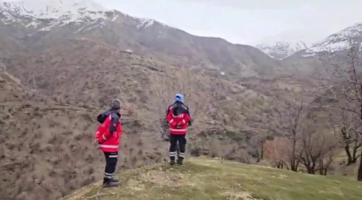 Diyarbakır&rsquo;da 8 g&uuml;nd&uuml;r kayıp yaşlı adamı arama &ccedil;alışmaları s&uuml;r&uuml;yor
