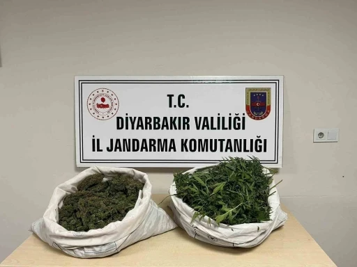 Diyarbakır’da 8 kilo esrar ele geçirildi
