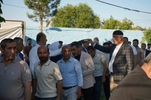 Diyarbakır&rsquo;da aileler arasındaki husumet barışla sonu&ccedil;landı
