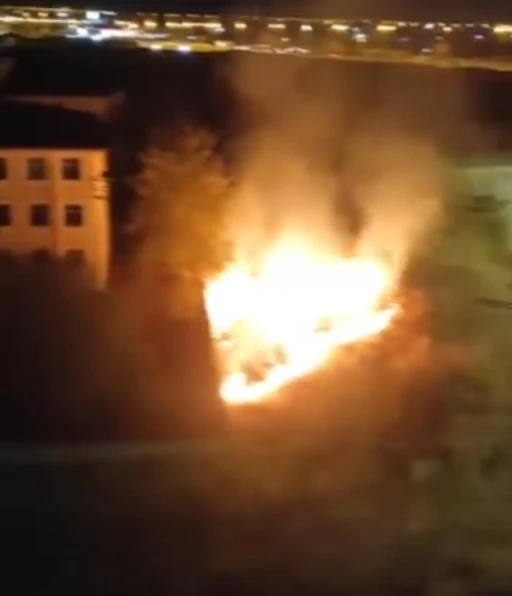 Diyarbakır’da düğünde atılan havai fişekler yangına neden oldu
