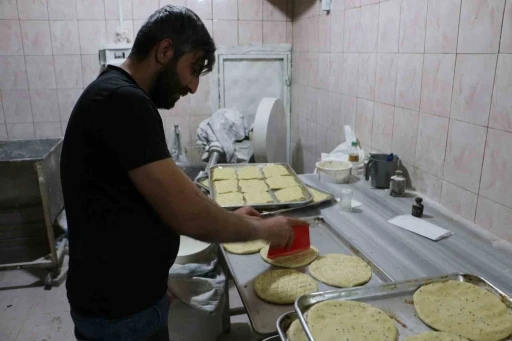 Diyarbakır’da fırınlarda Ramazan bayramı telaşı
