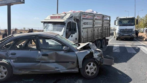 Diyarbakır’da freni patlayan kamyon dehşet saçtı: 10 yaralı
