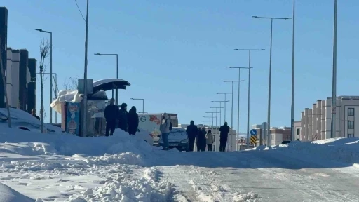 Diyarbakır&rsquo;da kar &ccedil;ilesi devam ediyor
