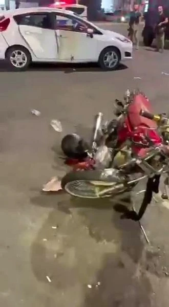 Diyarbakır’da motosiklet ile otomobil çarpıştı: 1 yaralı
