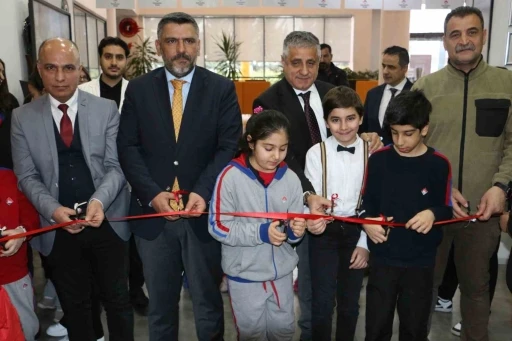 Diyarbakır&rsquo;da &ouml;ğrencilerden anlamlı sergi
