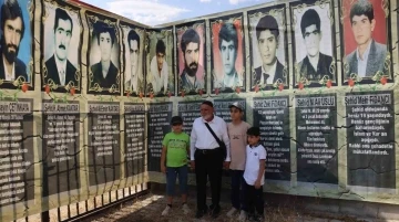 Diyarbakır’da terör örgütü PKK’nın şehit ettiği 2’si çocuk 10 kişi anıldı
