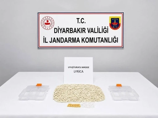 Diyarbakır&rsquo;da uyuşturucu operasyonu
