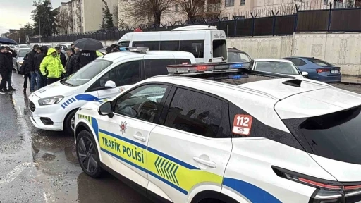 Diyarbakır&rsquo;da zincirleme trafik kazası: 4 yaralı
