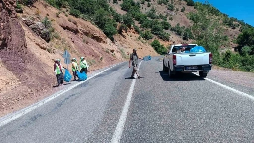 DKMP Munzur Vadisinde temizlik yaptı
