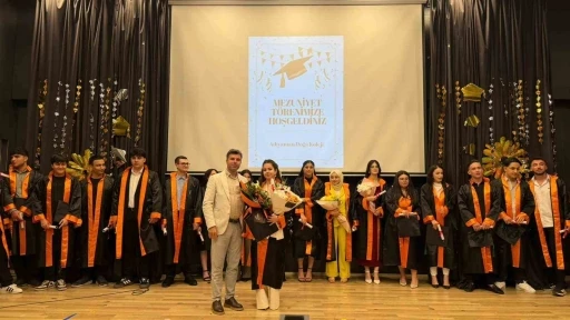Doğa Kolejinde mezuniyet coşkusu yaşandı
