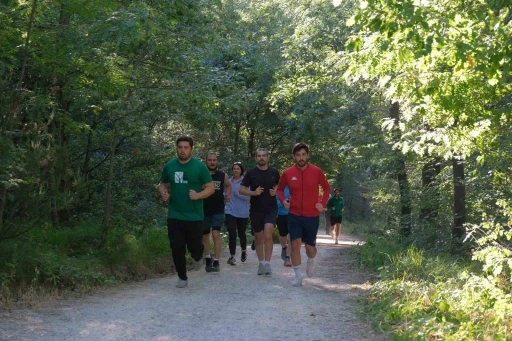 Doğada spor yapmanın keyfini yaşadılar
