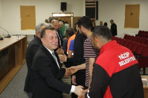Doğan, personelleriyle bayramlaştı
