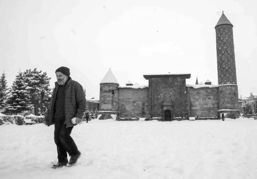 Doğu&rsquo;da kar yağışı bekleniyor
