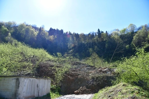 Doğu Karadeniz B&ouml;lgesi&rsquo;nde son g&uuml;nlerde değişken hava şartları, sel ve heyelan riskini beraberinde getiriyor
