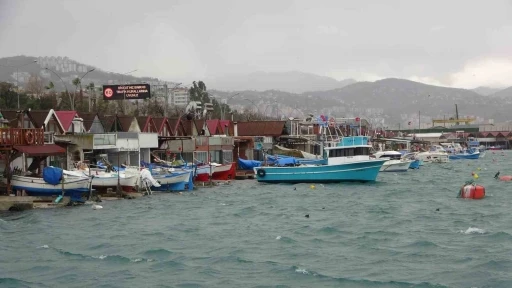 Doğu Karadeniz&rsquo;de fırtına
