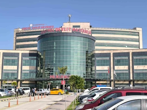 Doktordan habersiz adına bin 327 re&ccedil;ete yazan &rsquo;sahte re&ccedil;ete&rsquo; &ccedil;etesi &ccedil;&ouml;kertildi
