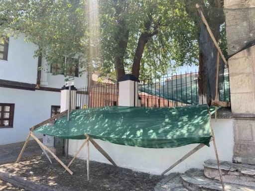 D&ouml;k&uuml;len dutlar i&ccedil;in ağlı &ouml;nlem
