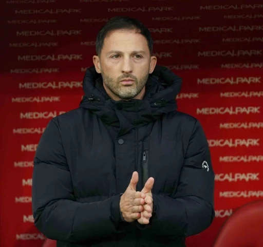 Domenico Tedesco&rsquo;dan, Ey&uuml;pspor ma&ccedil;ında 2 değişiklik
