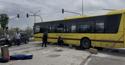 Otobüsün Altına Giren Genç Hayatını Kaybetti