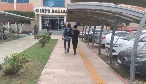 Dörtyol’da hapis cezası ile aranan 2 kişi tutuklandı
